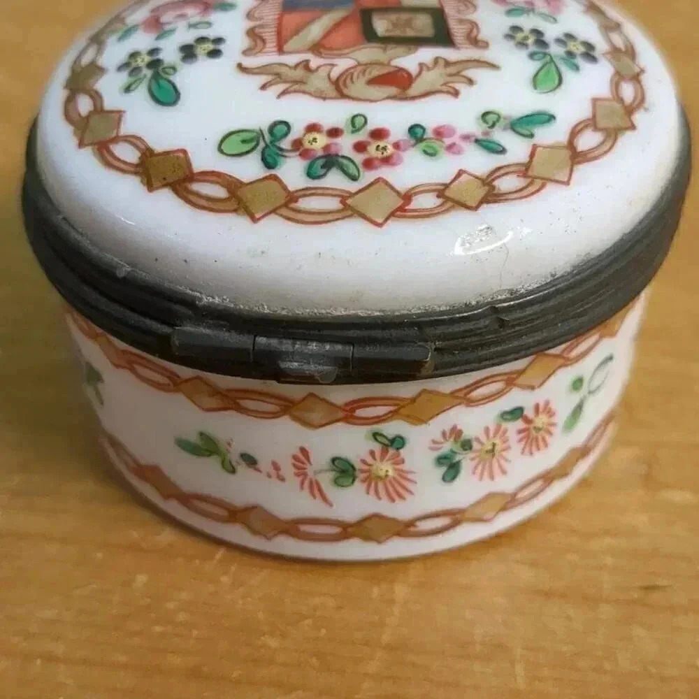 Edme  Samson porcelain ring box - Picture 3 of 7